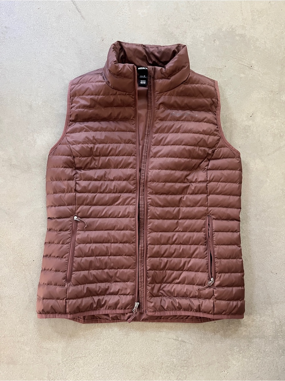 Lightweight Eddie Bauer Quilted Vest - maroon